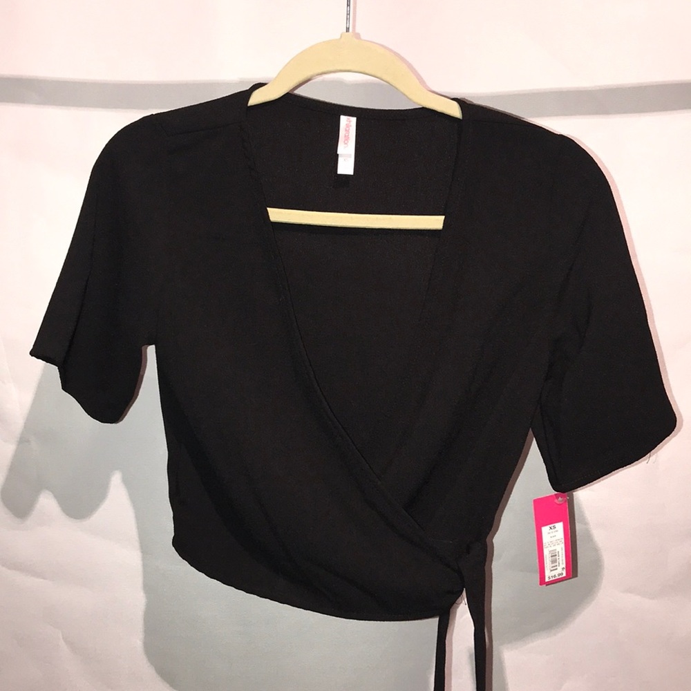 Wrap top : crop top